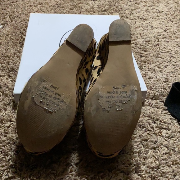 Super fun leopard wedges! - Picture 4 of 5